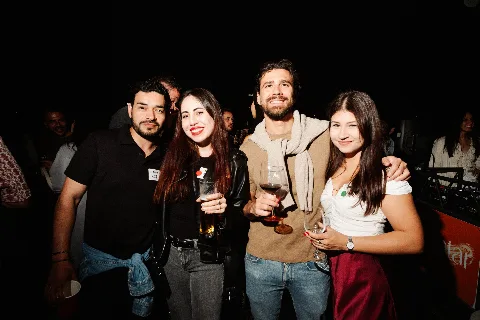 We Met At The Rooftop, photo 9